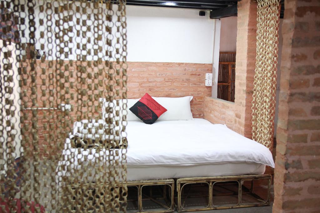 The Life Story Guest House Lalitpur Экстерьер фото